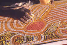 Elizabeth Nyumi painting