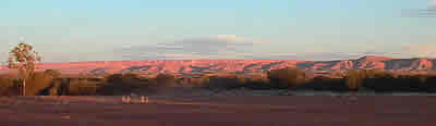 Mereenie Bluff at sunset